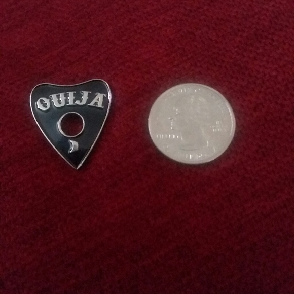 Ouija Brooch - Picture 2 of 2